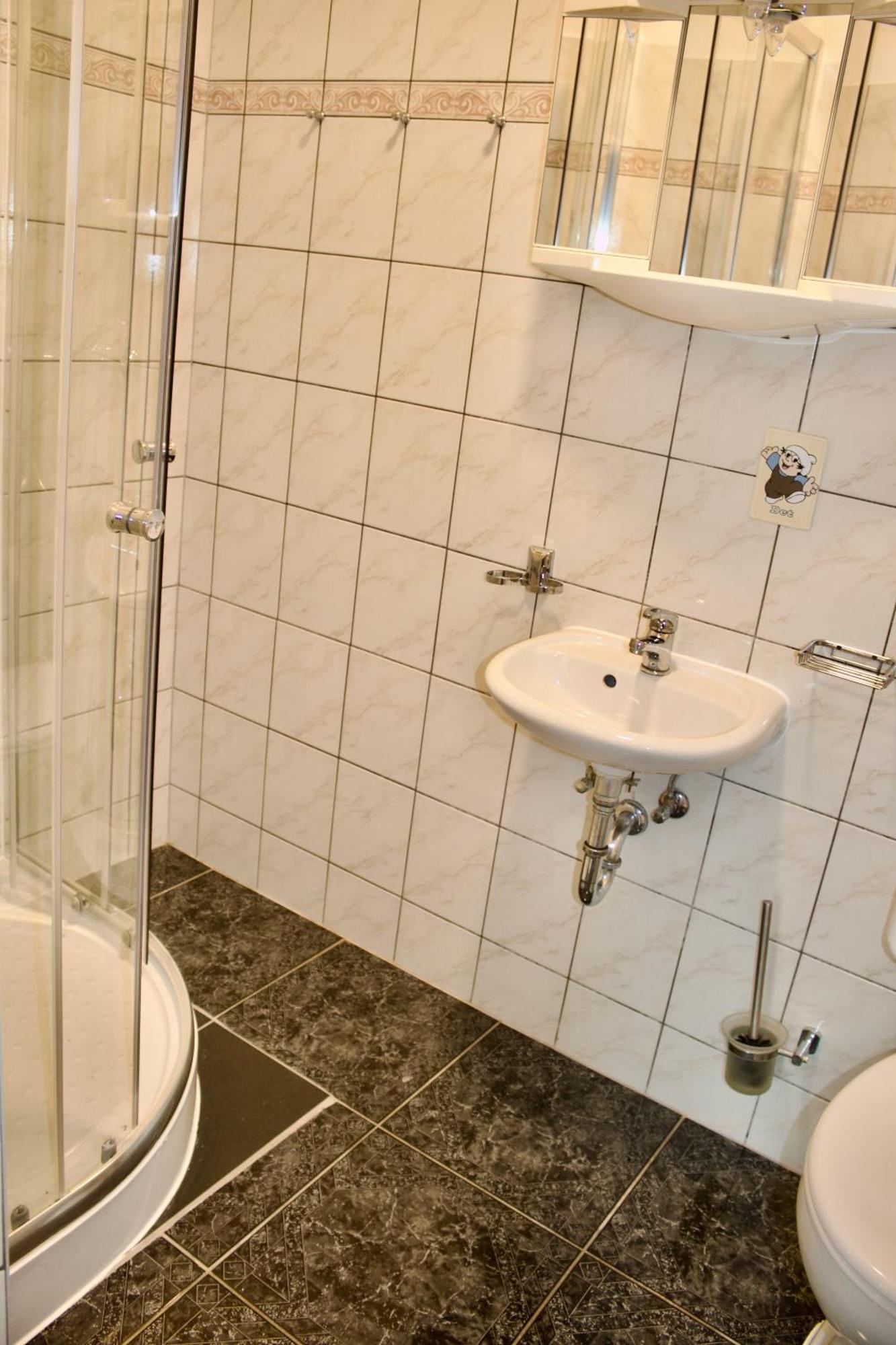 Strandvogtei Sellin - Fewo 5 - Sehr Zentrales Grosses Apartment Екстериор снимка